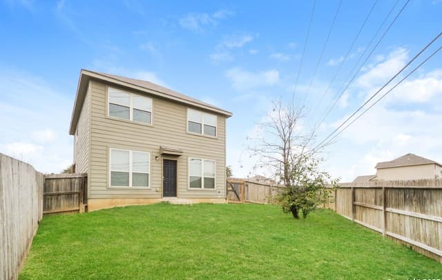 8330 Tesoro Hills — photo 3