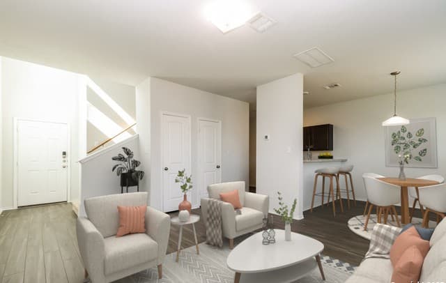 8330 Tesoro Hills — photo 4