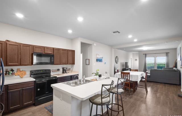 5418 Cicada — photo 4