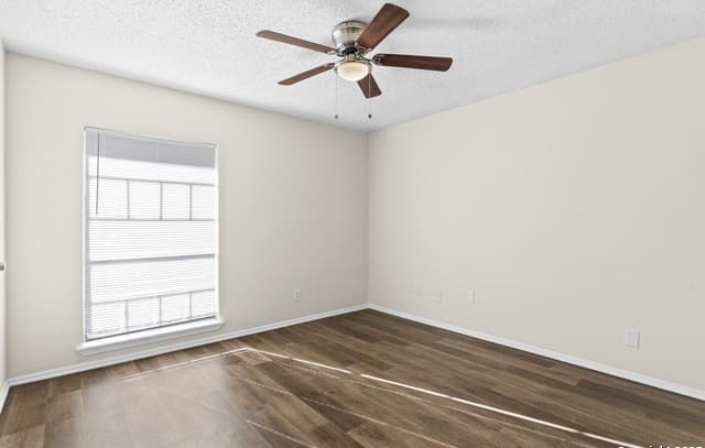 922 Saddlebrook — photo 5