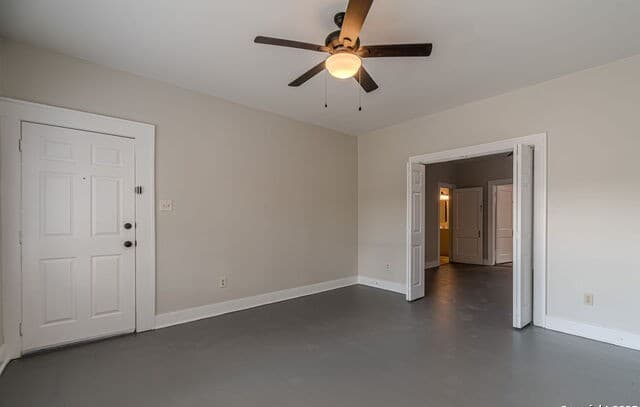 1805 N Flores Unit 2 — photo 4