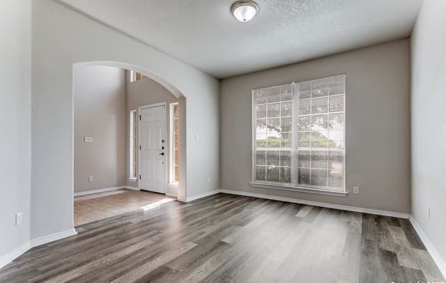 21715 Hanover Crest — photo 5