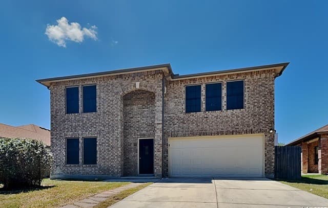 9018 Woburn — photo 1