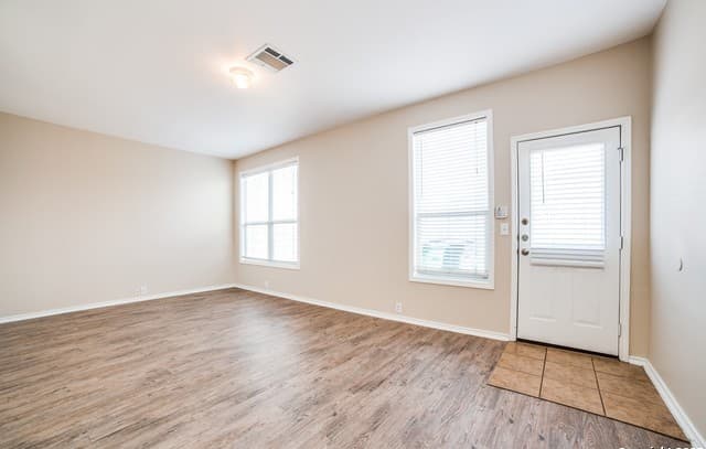 10208 Lateleaf Oak — photo 5