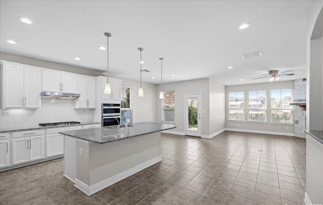 9107 Curling Post — photo 3