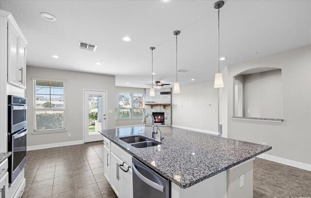 9107 Curling Post — photo 5