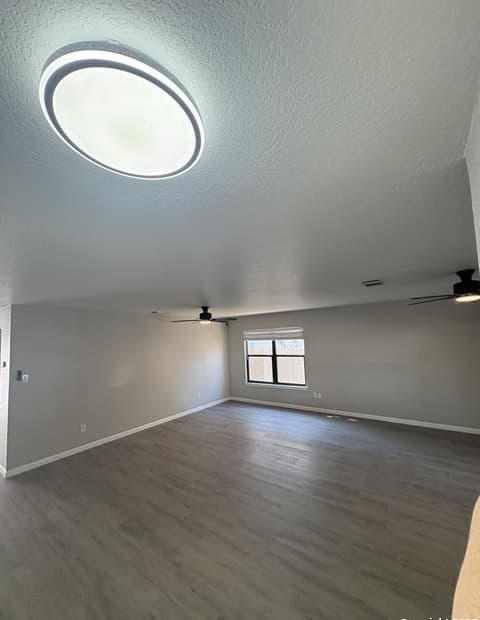 8110 Stagwood — photo 2