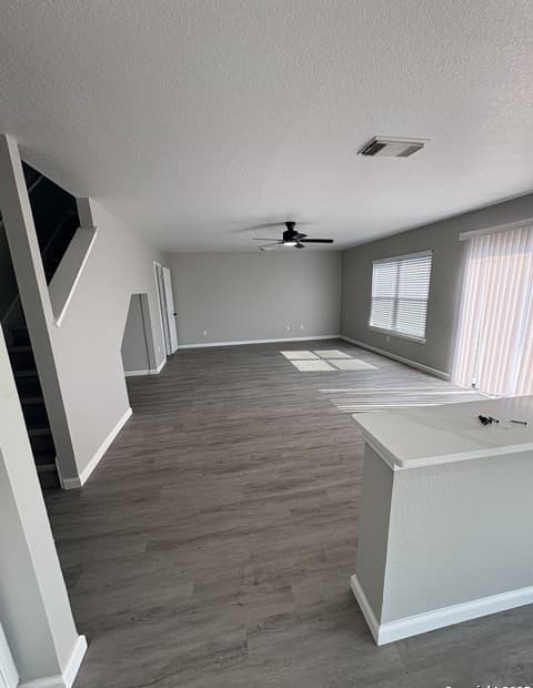 8110 Stagwood — photo 5