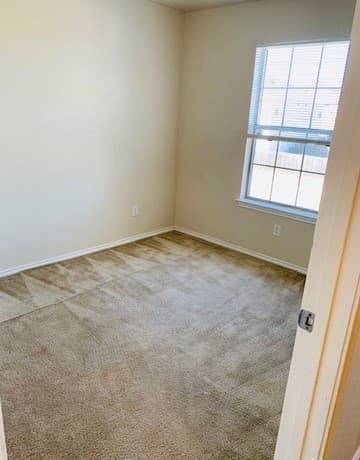 5754 Golf Heights Unit UNIT 2 — photo 3