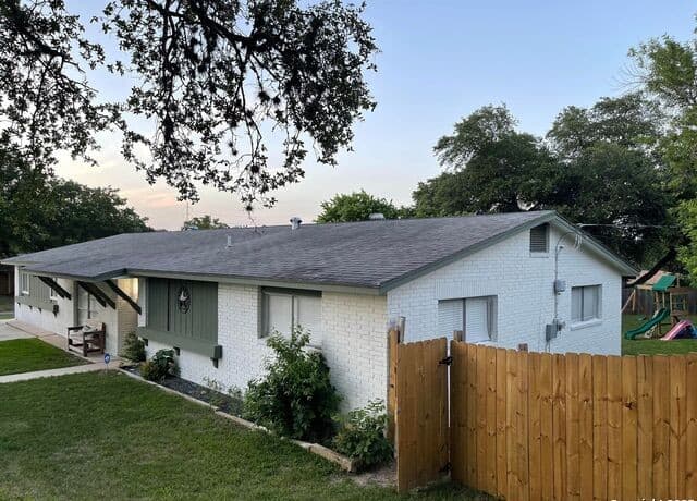 101 Furlong Dr — photo 1