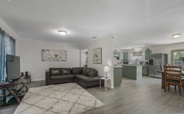 101 Furlong Dr — photo 2