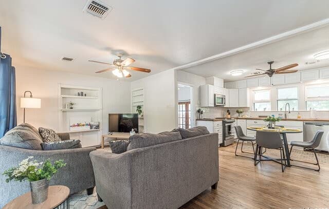 409 Aero — photo 3