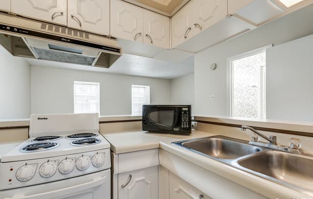 1045 Shook Ave Unit 148 I — photo 5