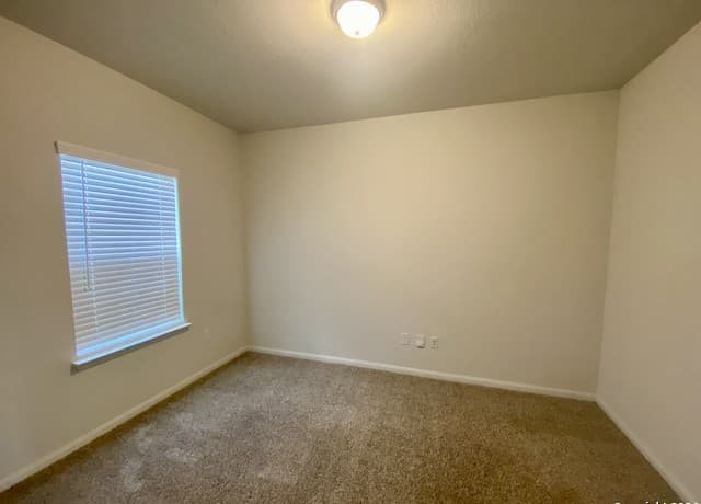 9307 Avondale Park — photo 4