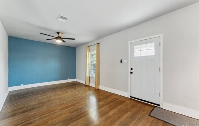 1031 Schley Ave — photo 3