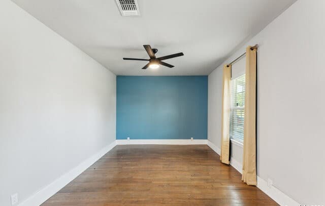 1031 Schley Ave — photo 5