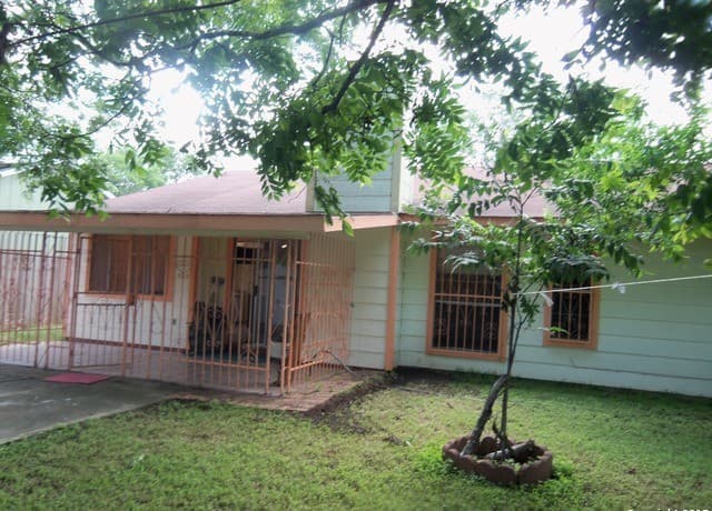 5878 Cliff Path — photo 2