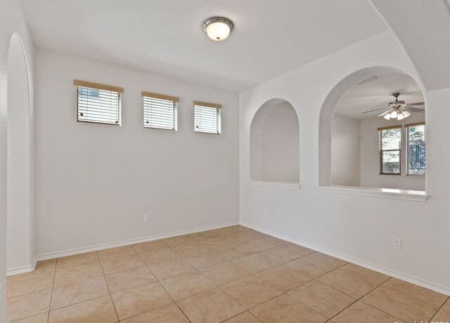 4219 Woodbridge Way — photo 5