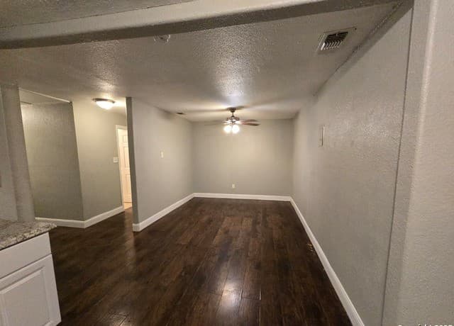 1718 Commercial Unit B — photo 4