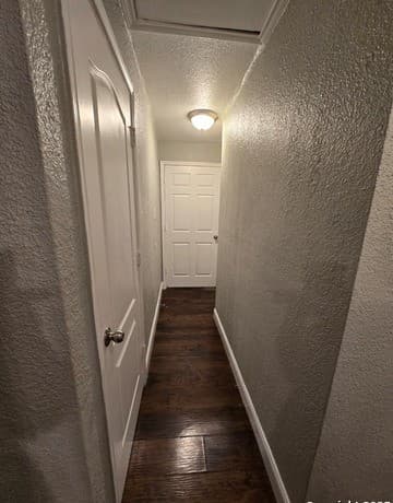 1718 Commercial Unit B — photo 5