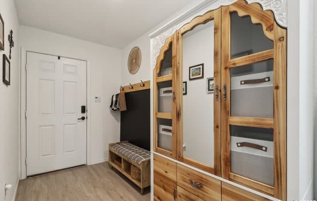 11727 Arctic Rose — photo 3