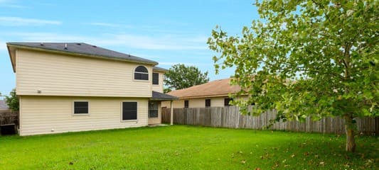 7126 Lynn Lake — photo 3