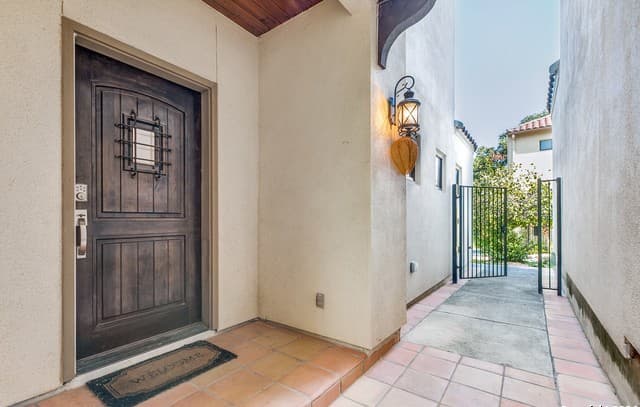 133 Haywood Ave — photo 3