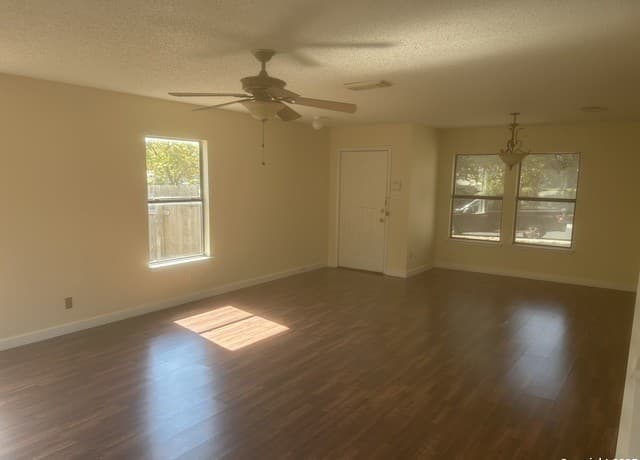 8055 Coral Meadow — photo 4