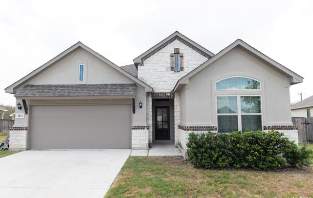 3831 Brazos Bend — photo 1