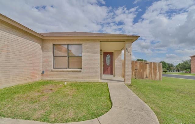 9302 Bending Crst — photo 3