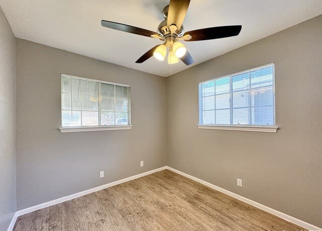 844 E Sunshine Dr Unit 401 — photo 5