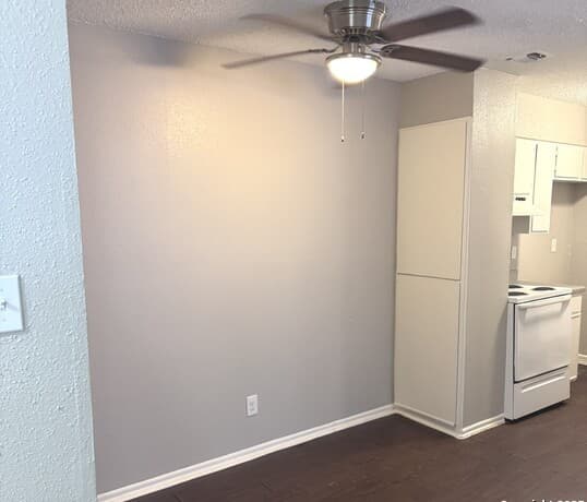 2018 Anchor Dr Unit B — photo 4