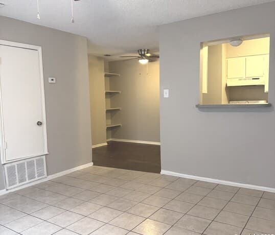 2018 Anchor Dr Unit B — photo 5