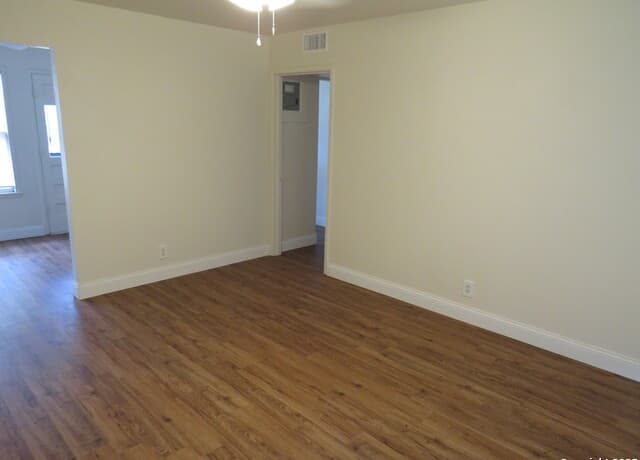 419 Anton Dr — photo 3