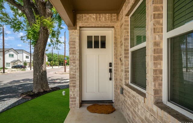 1104 S Gevers St — photo 2