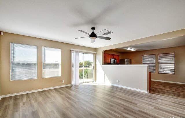 415 Mallow Grove — photo 3