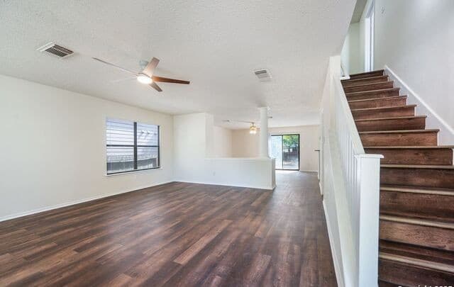 6322 Donely Place — photo 4