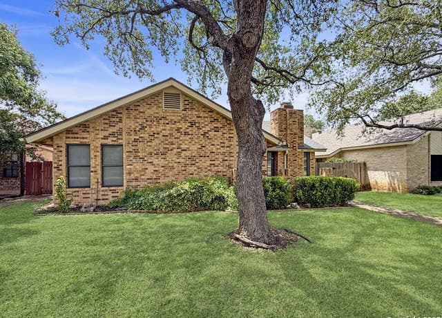 16918 Summer Creek Dr