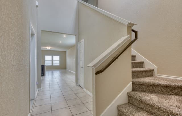 10546 Midsummer Meadow — photo 2