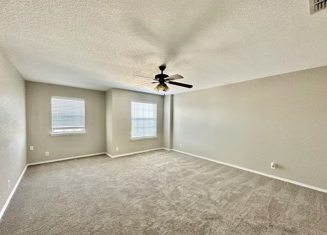 543 Red Quill Nest — photo 5