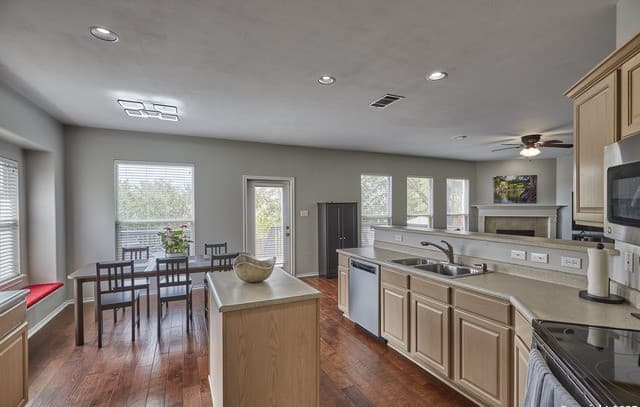 935 Calico — photo 4