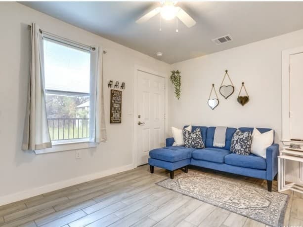 6423 Melissa Ann Unit 2104 — photo 2