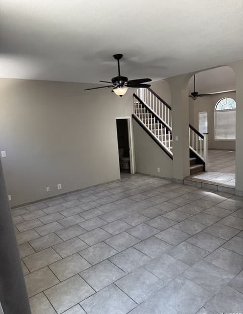 9730 Silver Moon — photo 3