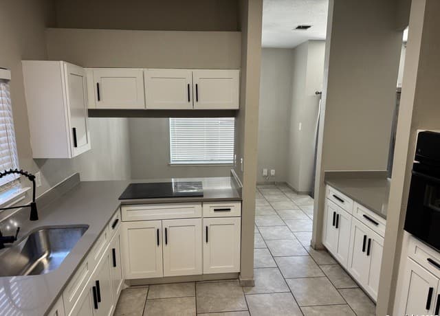 9730 Silver Moon — photo 5