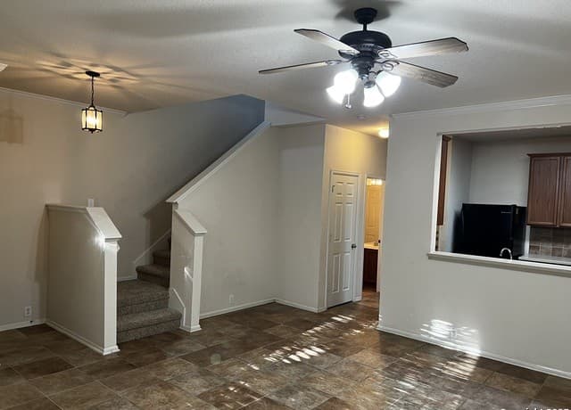 2543 Grayson Circle — photo 3