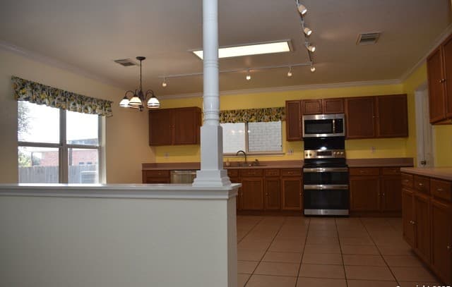 10434 Manor Creek — photo 4