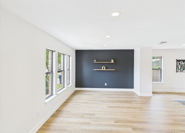 4933 Corian Well — photo 4