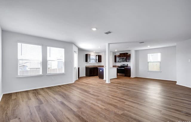 5867 Kendall Pr — photo 3