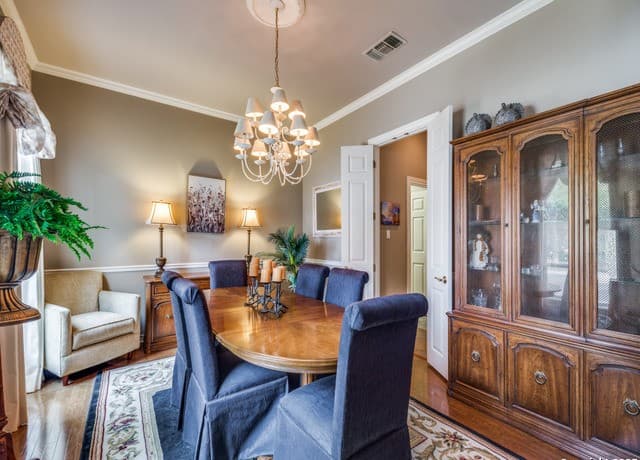 19114 Autumn Gdn — photo 5