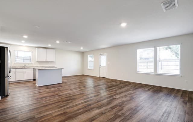 7333 Yucca Pl — photo 4